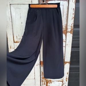 Athleta wide leg capri pants